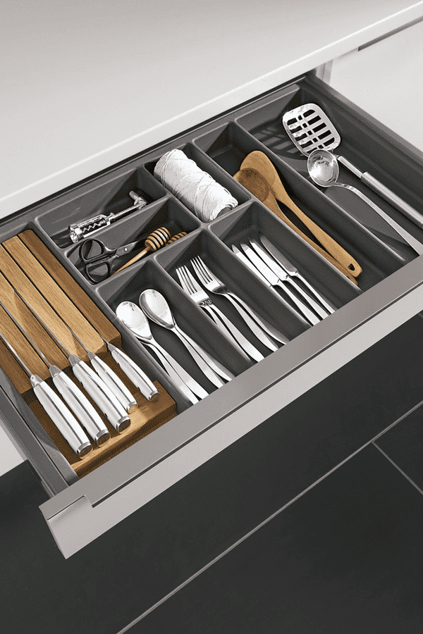 performance functionality option cutlery tray Cabinetry